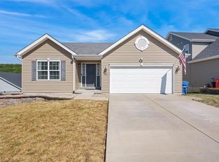 1113 Winding Bluffs Way, Fenton, MO 63026