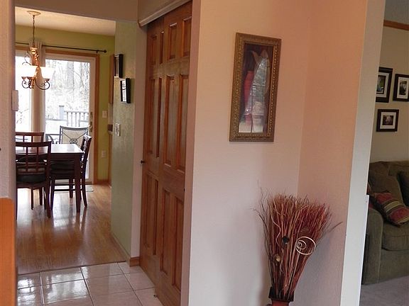 2nd image of 227 Woodscape Dr