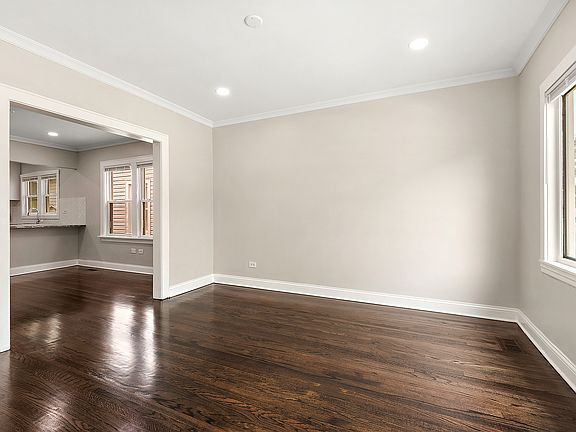 4th image of 12424 S Carpenter St
