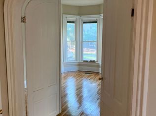 2101 Elliot Ave S, Minneapolis, MN 55404