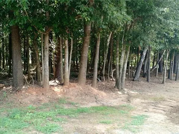 1538 34th Avenue Ln NE, Hickory, NC 28601