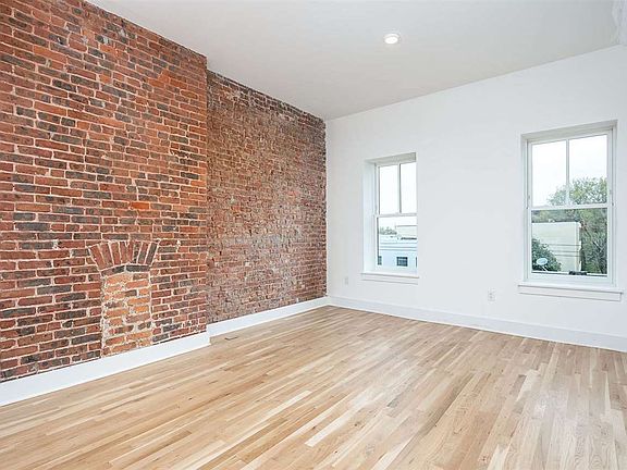 5th image of 347 Communipaw Ave APT 4