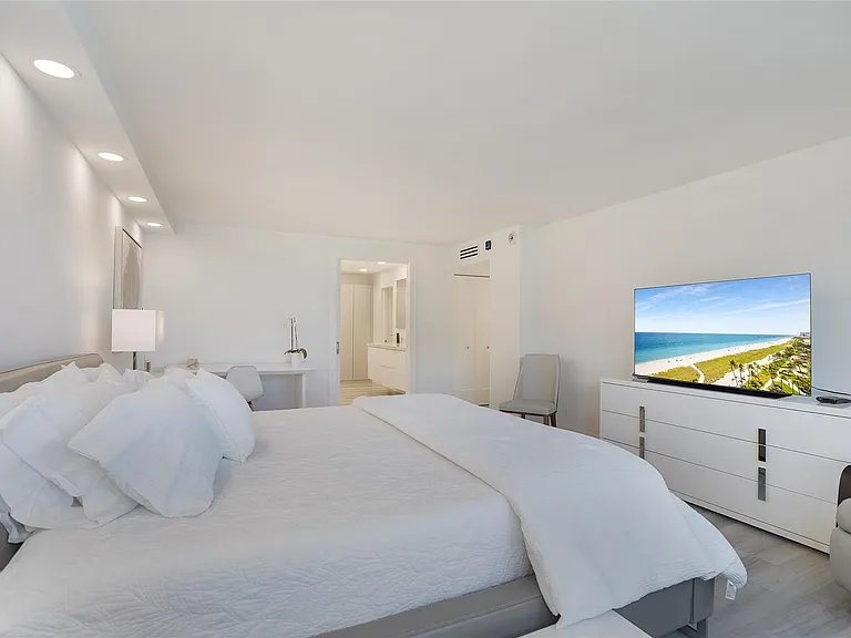 5100 N Ocean Blvd #1409 — Photo 40