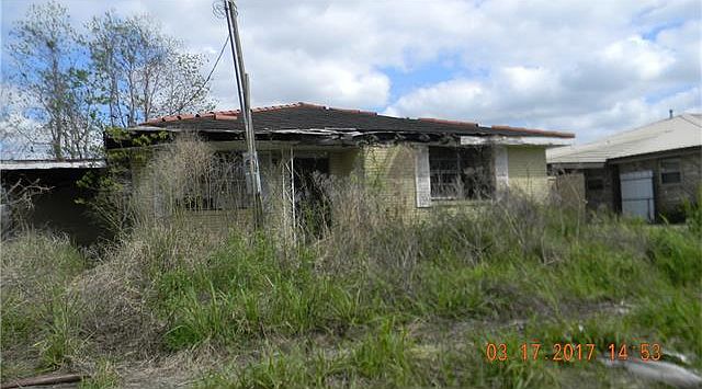 1st image of 4943 Coronado Dr