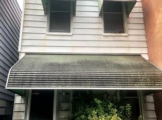 923 Tasker St, Philadelphia, PA 19148