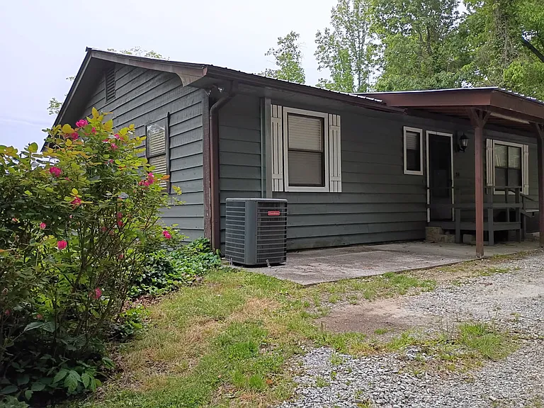 24 Dogwood Ln — Photo 35