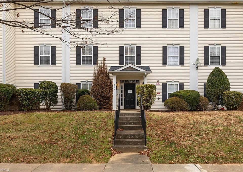 1st image of 2204 McConnell Dr
