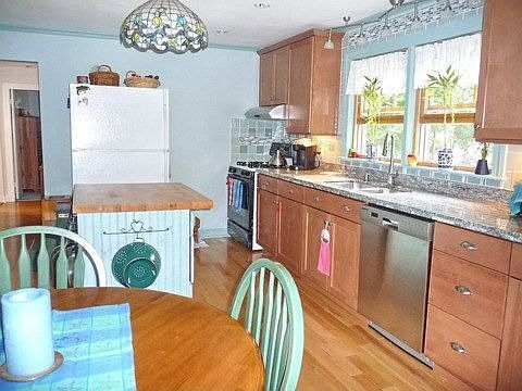 2nd image of 71 Belmont Rd