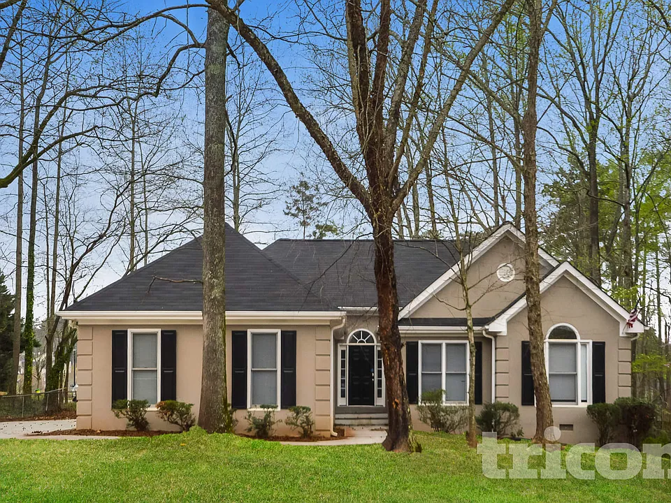 40 Fair Ridge Ct