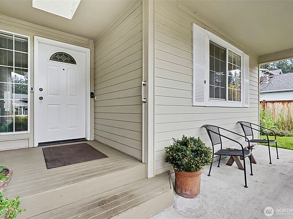 2nd image of 5479 Rumac Street SE