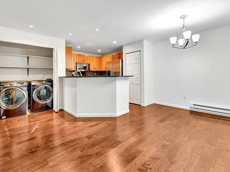 424 102nd Ave SE #107 — Photo 7