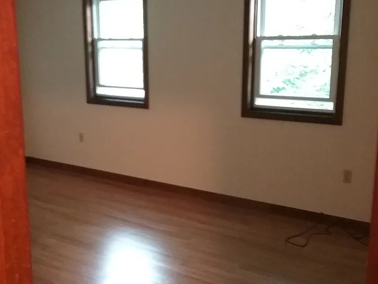 120 Charles Cir #120 — Photo 8
