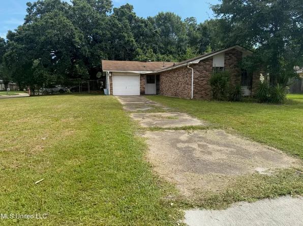 4503 Navaho Ave, Pascagoula, MS 39581