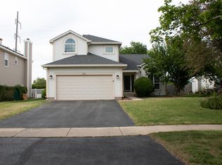 354 Millwood Dr, Bartlett, IL 60103