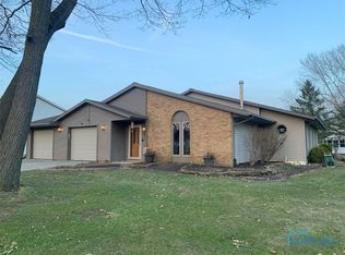226 Illinois Dr, Bryan, OH 43506