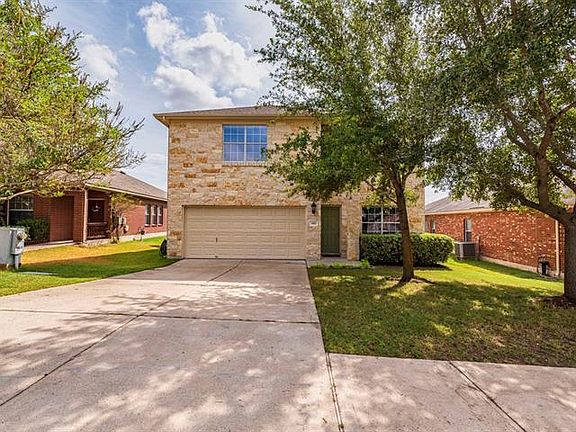 2nd image of 418 Dark Horse Ln