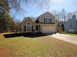 8040 Hunley Ridge Rd, Matthews, NC 28104