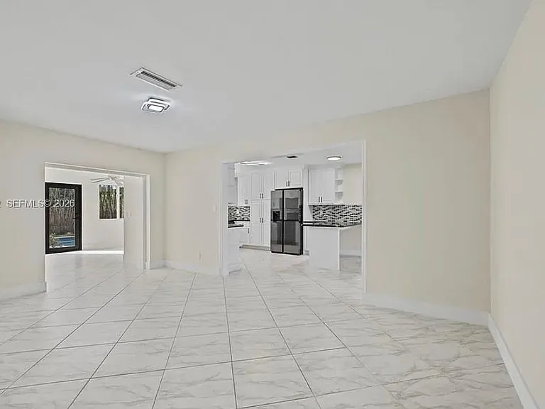 5300 Adams St — Photo 5