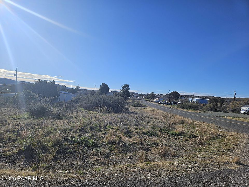 2nd image of 16205 S Cordes Lakes Dr