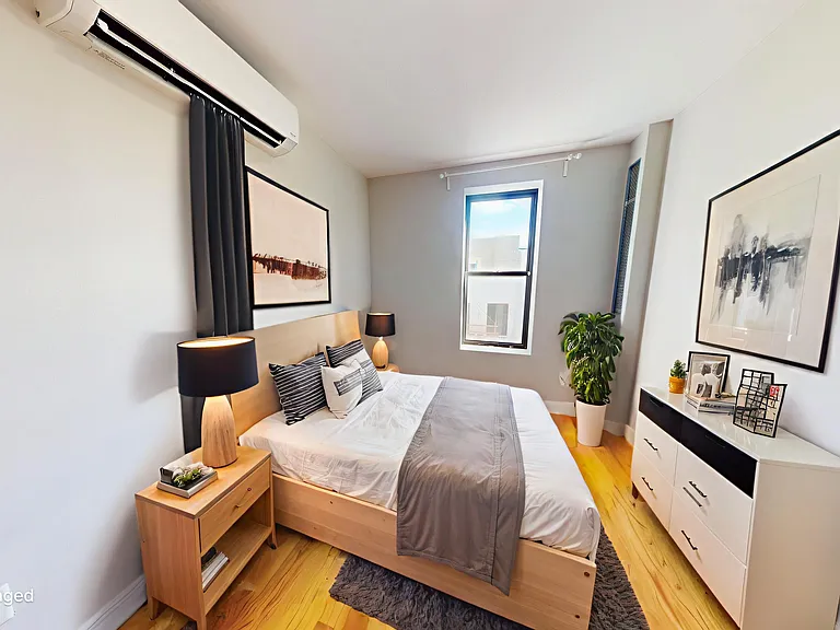 218 S 3rd St #33 — Photo 4