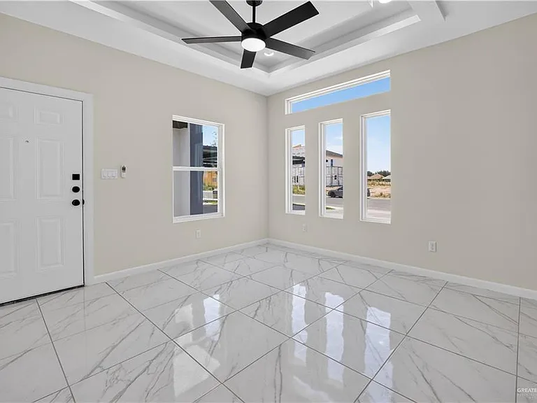 1215 S Woodland Dr #1 — Photo 3