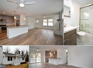 16 Pennsylvania Ave, Edgewater, MD 21037