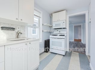 10 Atherton Rd APT 4, Hull, MA 02045