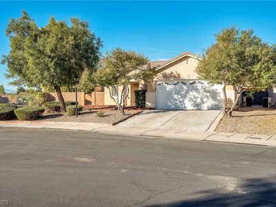 7473 Flowing Stream Dr, Las Vegas, NV, 89131