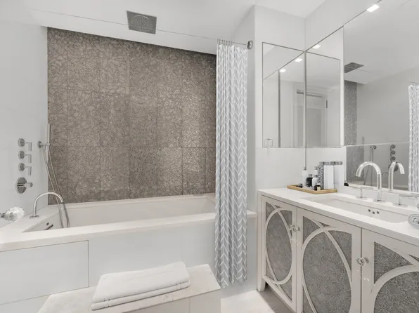 200 East 69th Street image 19 of 29