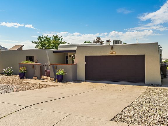 5th image of 4105 Camino De La Sierra NE