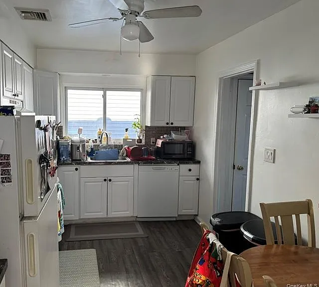731 E Walnut St #2 — Photo 8