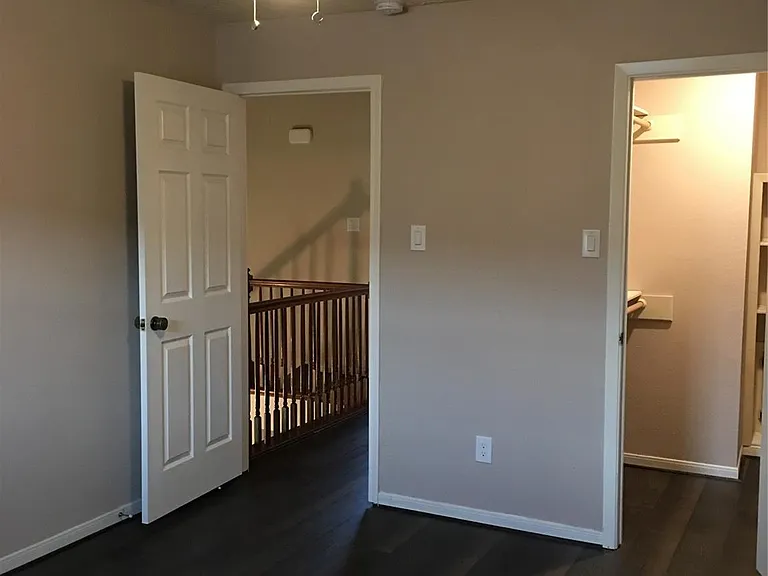 3010 Bee Cave Dr — Photo 9