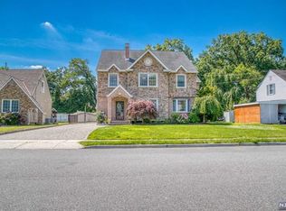 14 Leswing Ave, Saddle Brook, NJ 07663