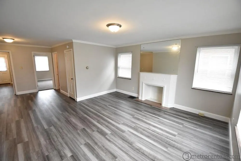 1 bed, 800 sqft, $925 — Photo 3