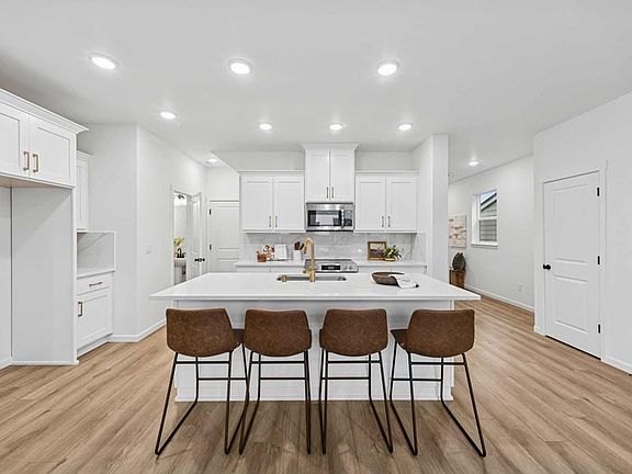 The Abernathy - Kitchen