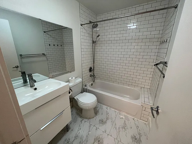 229 S Avenue 60 #2 — Photo 7