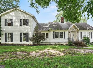 10 Shadburn Ferry Rd, Buford, GA 30518