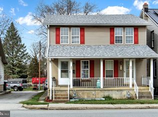 886 York St, Hanover, PA 17331