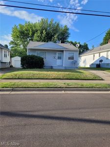 905 Wyley Ave, Akron, OH, 44306