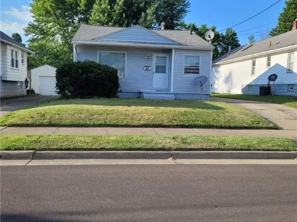 905 Wyley Ave, Akron, OH 44306