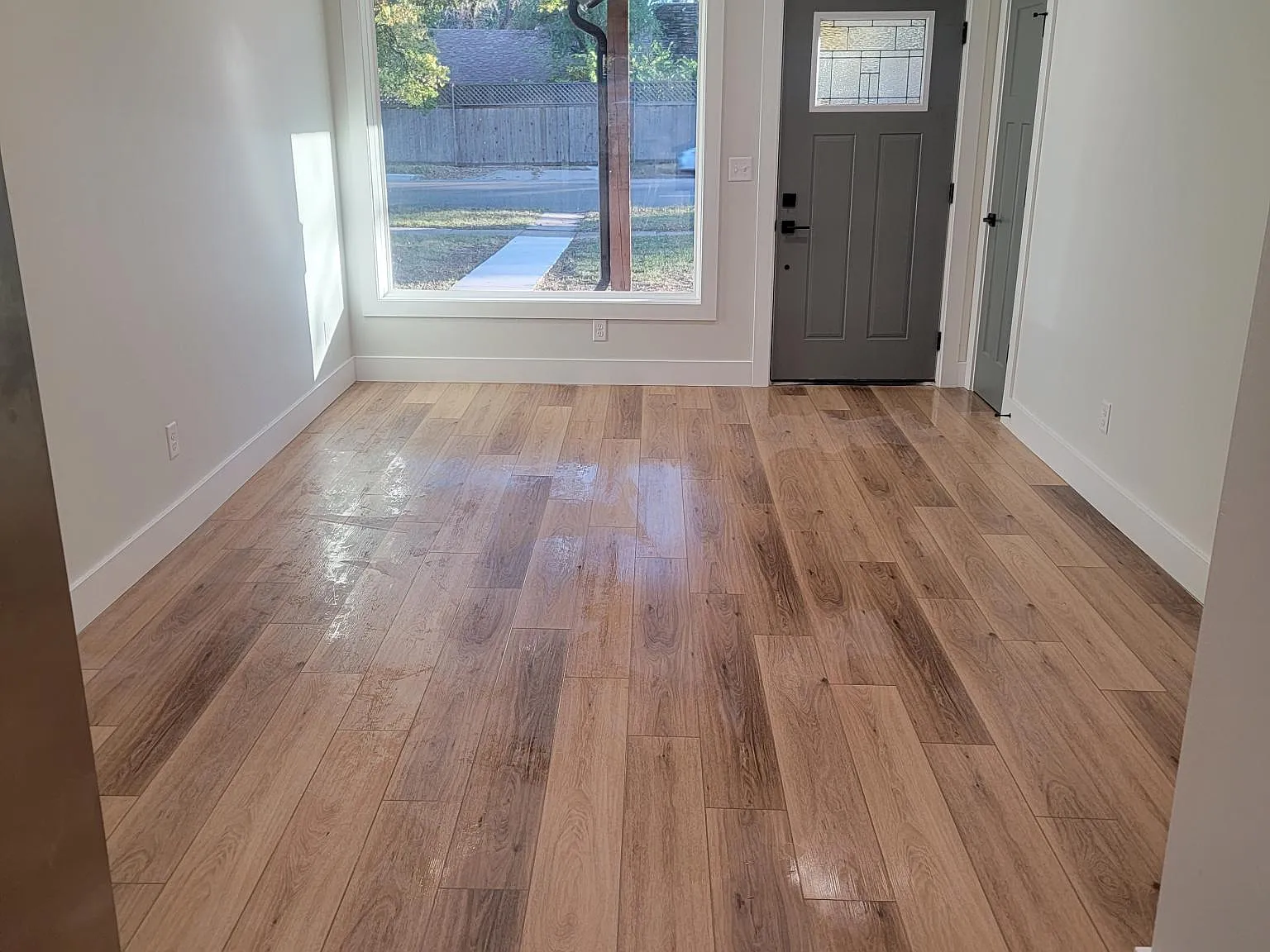 2 bed, $1,250 — Photo 3