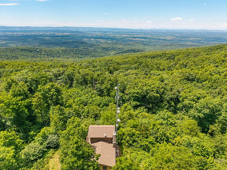 4967 Blue Mountain Rd — Photo 7