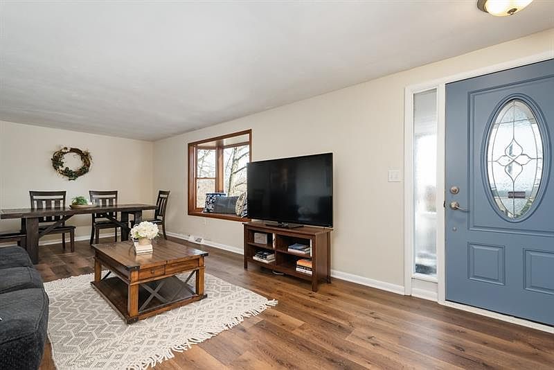 5940 Kings School Rd, Bethel Park, PA 15102 Zillow