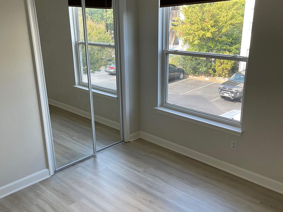 1st image of 3205 Jade Ct APT 202
