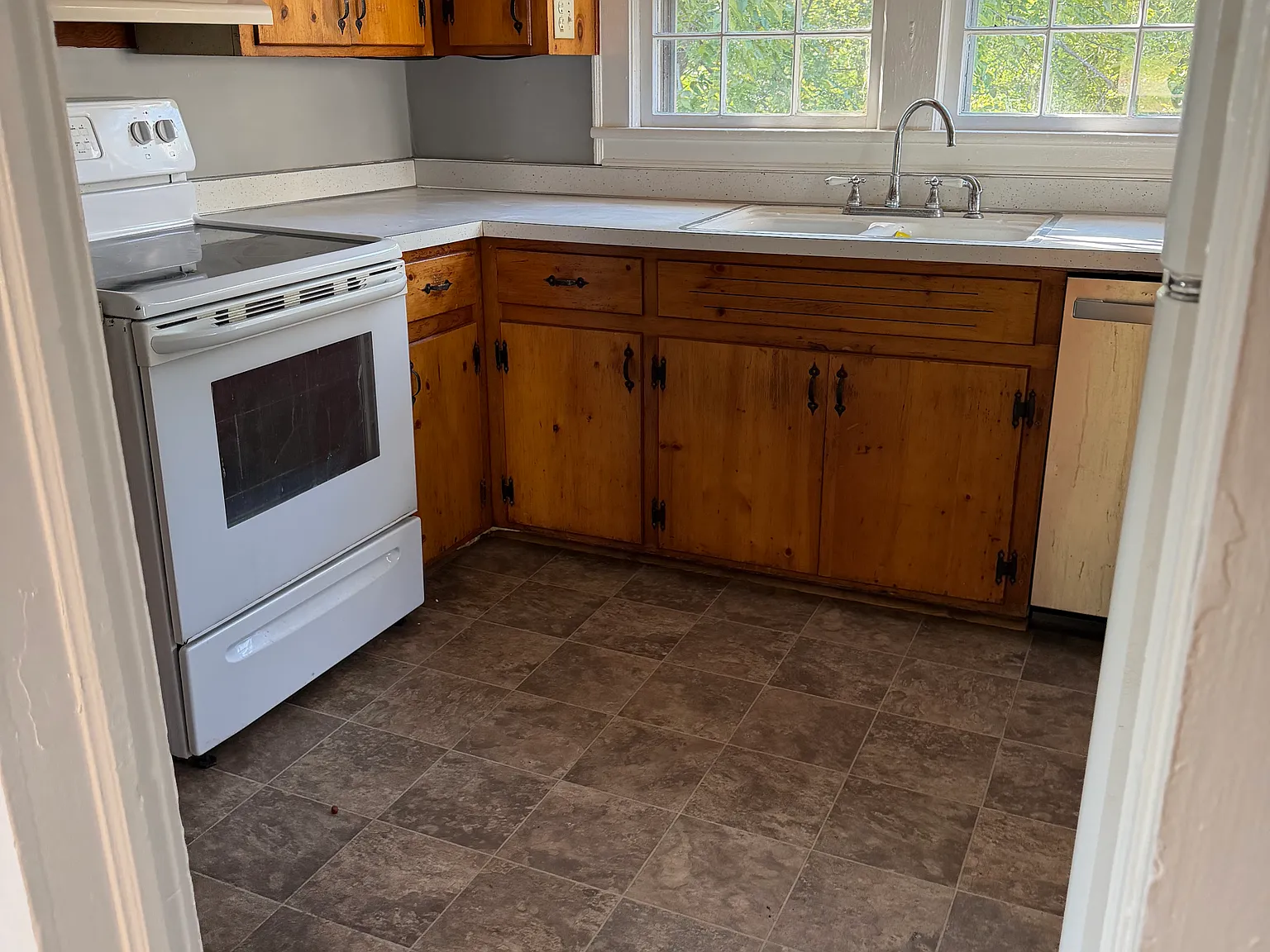 1775 Harle Avenue NW — Photo 4