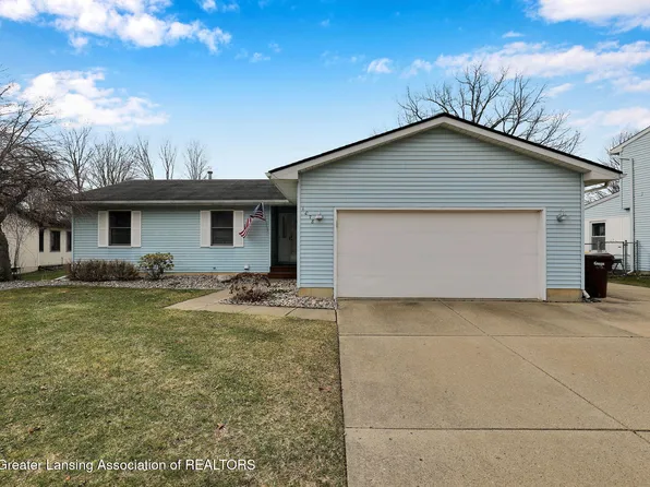 1078 Brookside Dr, Grand Ledge, MI 48837