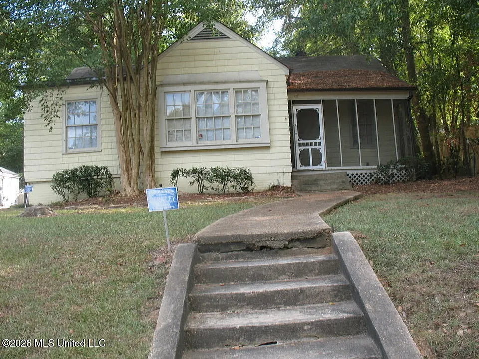 517 Broadway Ave #A