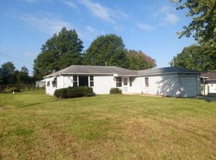 6605 33rd St, Moline, IL 61265