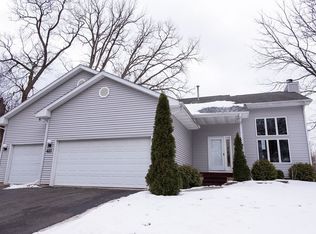 411 Talladega Dr SW, Poplar Grove, IL 61065