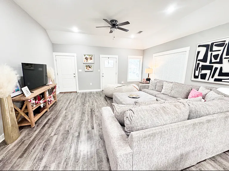 283 Wolf Den Dr — Photo 9